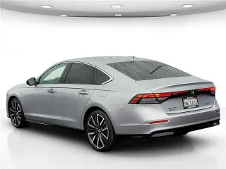 Honda Accord Hybrid 2024 Touring 4dr Sedán