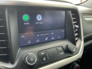 GMC Acadia 2023 SLT 4dr SUV