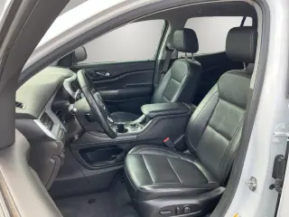 GMC Acadia 2023 SLT 4dr SUV