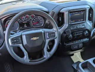 Chevrolet Silverado 1500 Limited 2022 4x2 Custom 4dr Crew Cab 5.8 ft. SB
