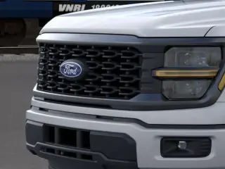 Ford F-150 2025 4x2 STX 4dr SuperCrew 5.5 ft. SB