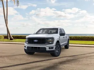Ford F-150 2025 4x2 STX 4dr SuperCrew 5.5 ft. SB
