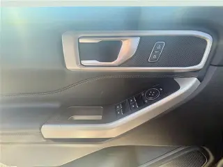 Ford Explorer 2024 XLT 4dr SUV