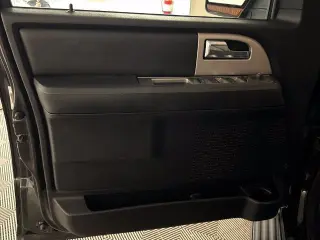 Ford Expedition EL 2017 4x4 XLT 4dr SUV
