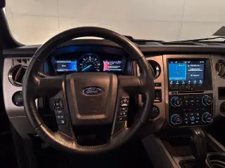 Ford Expedition EL 2017 4x4 XLT 4dr SUV