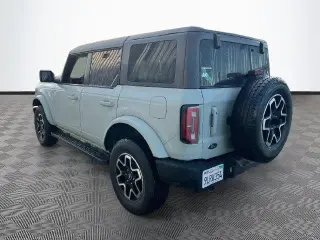 Ford Bronco 2024 4x4 Outer Banks 4dr SUV