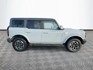 Ford Bronco 2024 4x4 Outer Banks 4dr SUV