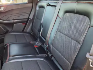 Ford Escape 2024 con tracción en las cuatro ruedas ST-Line de 4 puertas SUV