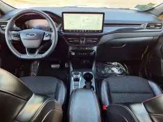 Ford Escape 2024 con tracción en las cuatro ruedas ST-Line de 4 puertas SUV