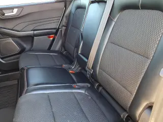Ford Escape 2024 con tracción en las cuatro ruedas ST-Line 4dr SUV