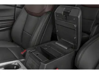 Ford Explorer 2020 con tracción en las fouraz Platinum 4dr SUV