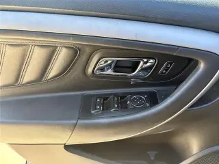 Ford Taurus 2018 SEL de 4 puertas Sedán