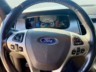 Ford Taurus 2018 SEL de 4 puertas Sedán