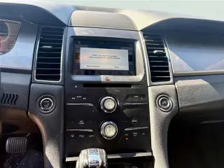 Ford Taurus 2018 SEL de 4 puertas Sedán