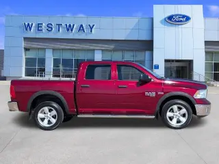 Ram 1500 Classic 2020 4x4 Tradesman 4dr Crew Cab 5.5 ft. SB Pickup
