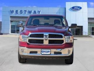 Ram 1500 Classic 2020 4x4 Tradesman 4dr Crew Cab 5.5 ft. SB Pickup