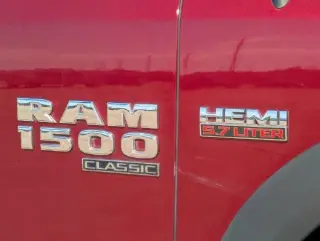 Ram 1500 Classic 2020 4x4 Tradesman 4dr Crew Cab 5.5 ft. SB Pickup