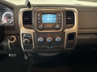 Ram 1500 2015 4x2 SLT 4dr Quad Cab 6.3 ft. Pickup
