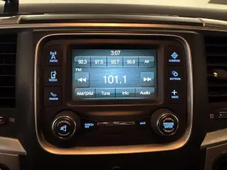 Ram 1500 2015 4x2 SLT 4dr Quad Cab 6.3 ft. Pickup