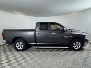 Ram 1500 2015 4x2 SLT 4dr Quad Cab 6.3 ft. Pickup