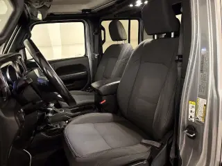 Jeep Gladiator 2020 4x4 Sport 4dr Crew Cab 5.0 ft. SB