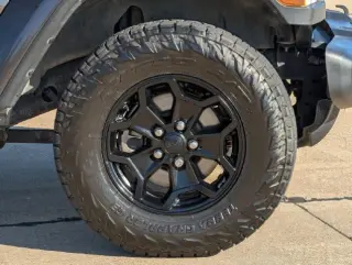 Gladiator 2022 4x4 Sport 4dr Crew Cab 5.0 ft. SB