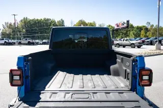 Gladiator 2021 4x4 Sport 4dr Crew Cab 5.0 ft. SB