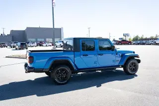 Gladiator 2021 4x4 Sport 4dr Crew Cab 5.0 ft. SB