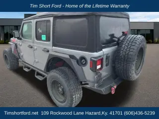 Jeep Wrangler Unlimited 2022 4x4 Sport 4dr SUV