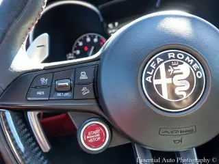 Alfa Romeo Stelvio 2018 AWD Quadrifoglio 4dr Crossover