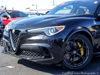 Alfa Romeo Stelvio 2018 AWD Quadrifoglio 4dr Crossover