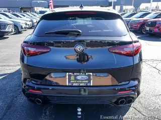 Alfa Romeo Stelvio 2018 AWD Quadrifoglio 4dr Crossover