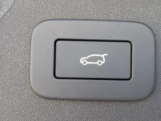 Land Rover Discovery Sport 2026 AWD P250 Landmark 4dr SUV