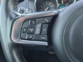 Jaguar F-PACE 2017 AWD S SUV 4 puertas