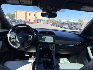 Jaguar F-PACE 2019 AWD 30t R-Sport 4dr SUV