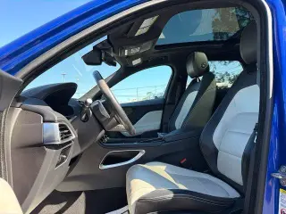 Jaguar F-PACE 2019 AWD 30t R-Sport 4dr SUV