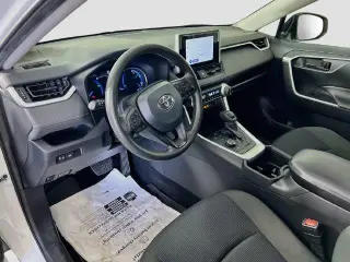 Toyota RAV4 Híbrido 2024 AWD LE 4dr SUV