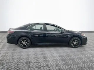 Toyota Camry 2024 SE 4dr Sedan