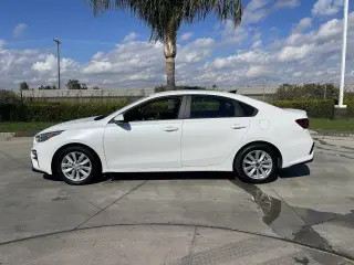 Kia Forte 2021 LXS 4dr Sedán