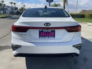 Kia Forte 2021 LXS 4dr Sedán
