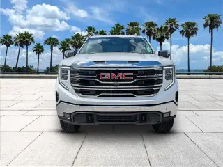 GMC Sierra 1500 2025 4x4 SLT 4dr Crew Cab 5.8 ft. SB