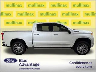 Chevrolet Silverado 1500 2022 4x4 High Country 4dr Crew Cab 5.8 ft. SB