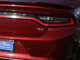 Cargador Dodge 2022 R/T 4dr Sedán