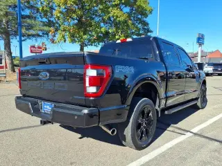 Ford F-150 2022 4x4 Lariat 4dr SuperCrew 5.5 ft. SB