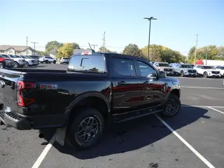 Ford Ranger 2024 4x4 XLT 4dr SuperCrew 5.0 ft. SB