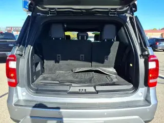 Ford Expedition 2021 4x4 XLT 4dr SUV
