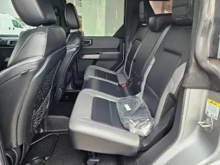 Ford Bronco 2022 4x4 Black Diamond 4 puertas SUV
