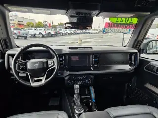 Ford Bronco 2022 4x4 Black Diamond 4 puertas SUV