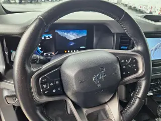 Ford Bronco 2022 4x4 Black Diamond 4 puertas SUV