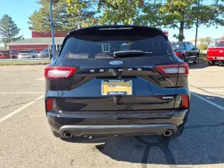 Ford Escape 2023 AWD ST-Line Elite 4dr SUV